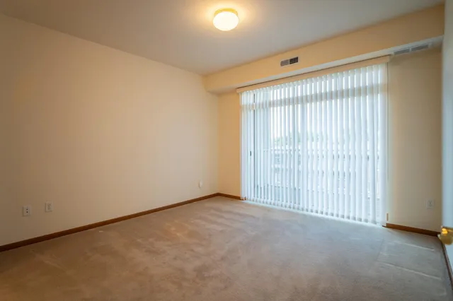 $225,000 | 8200 West 33rd Street, Unit 208, St. Louis Park, MN 55426