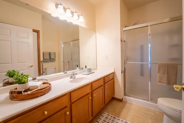 $225,000 | 8200 West 33rd Street, Unit 208, St. Louis Park, MN 55426