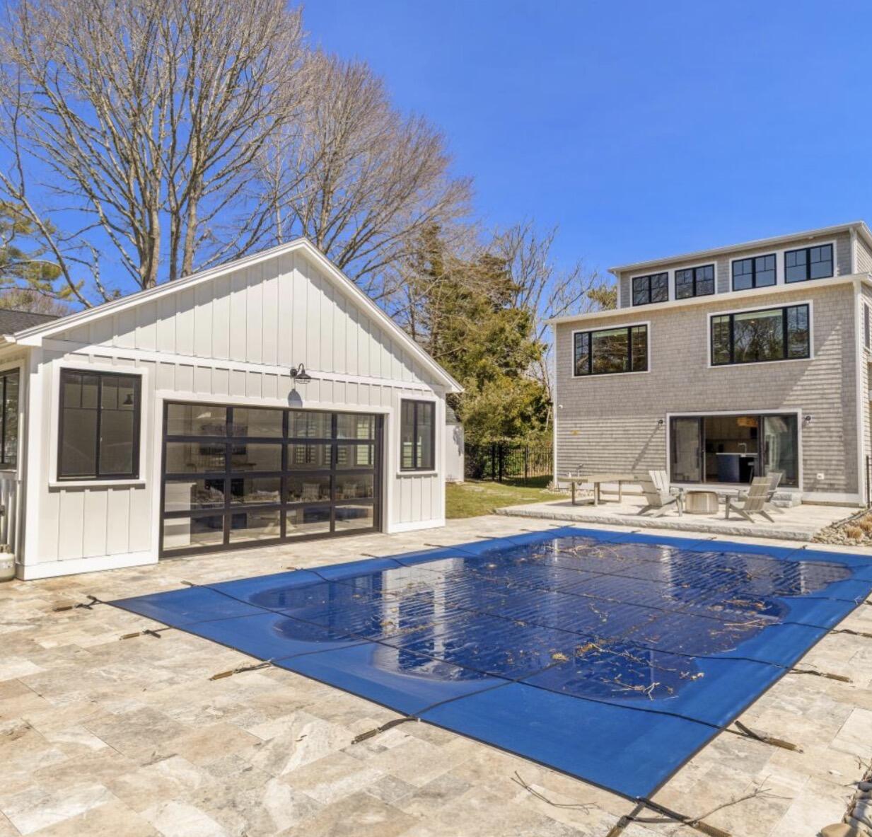 1045 Main Street Cotuit, MA 02635 - Photo 4 of 6 IMG_3450