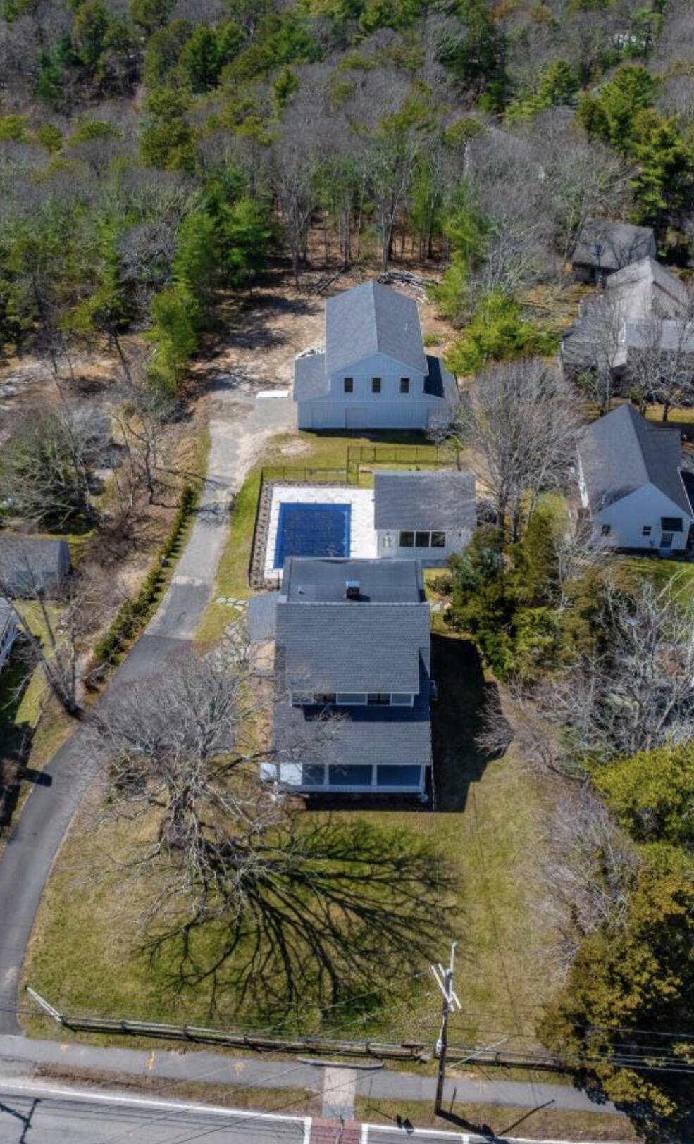 1045 Main Street Cotuit, MA 02635 - Photo 6 of 6 IMG_3448