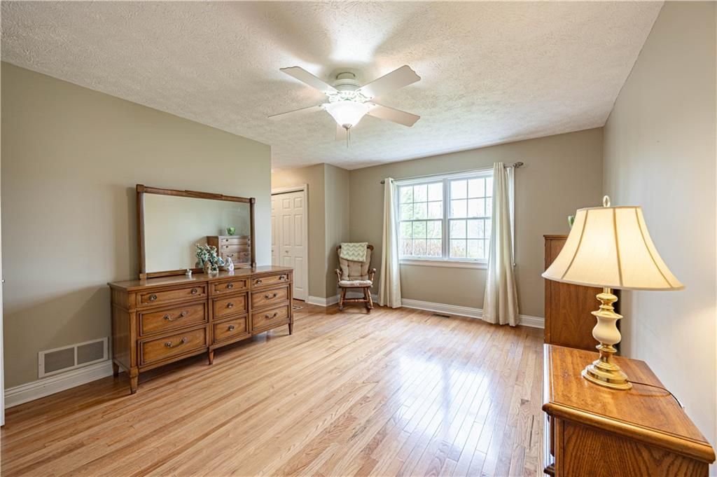 224 Country View Drive New Kensington, PA 15068 - Photo 14 of 32