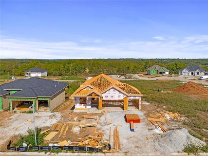 $631,584 | 25056 West 141st Terrace, Olathe, KS 66061