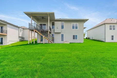 $631,584 | 25056 West 141st Terrace, Olathe, KS 66061