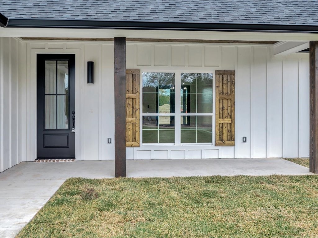 335 Ralph Nerren Road Huntington, TX 75949 - Photo 5 of 36