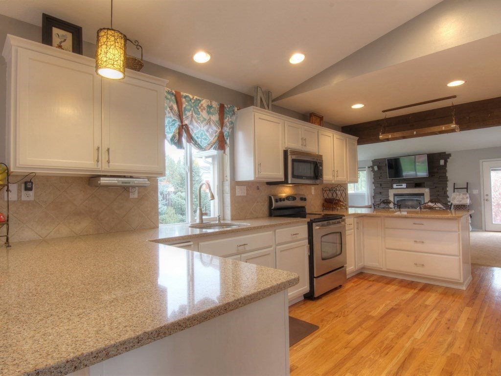 603 East Westcrest Road Colbert, WA 99005 - Photo 5 of 20