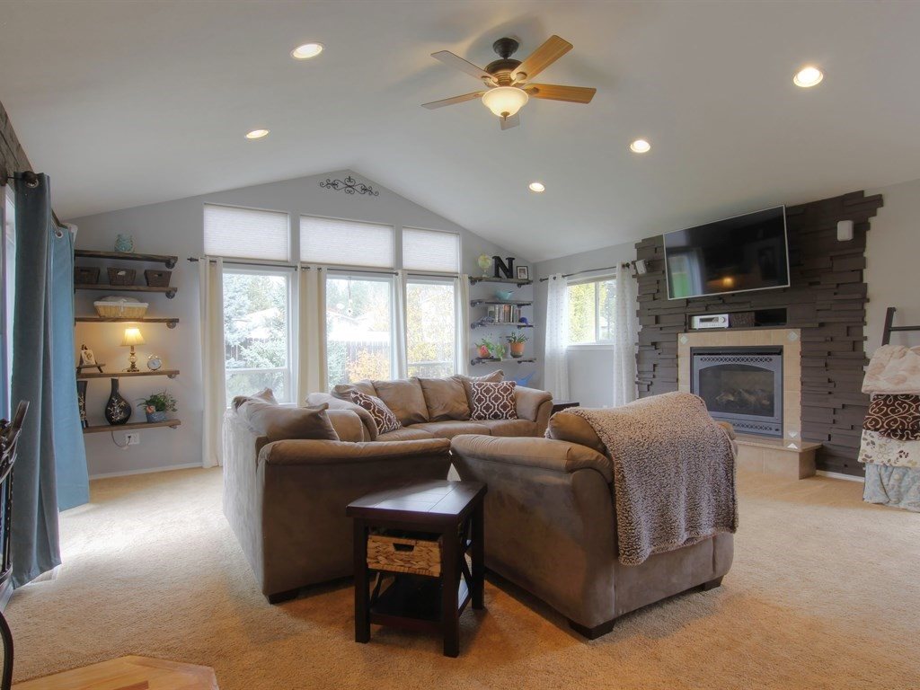 603 East Westcrest Road Colbert, WA 99005 - Photo 7 of 20