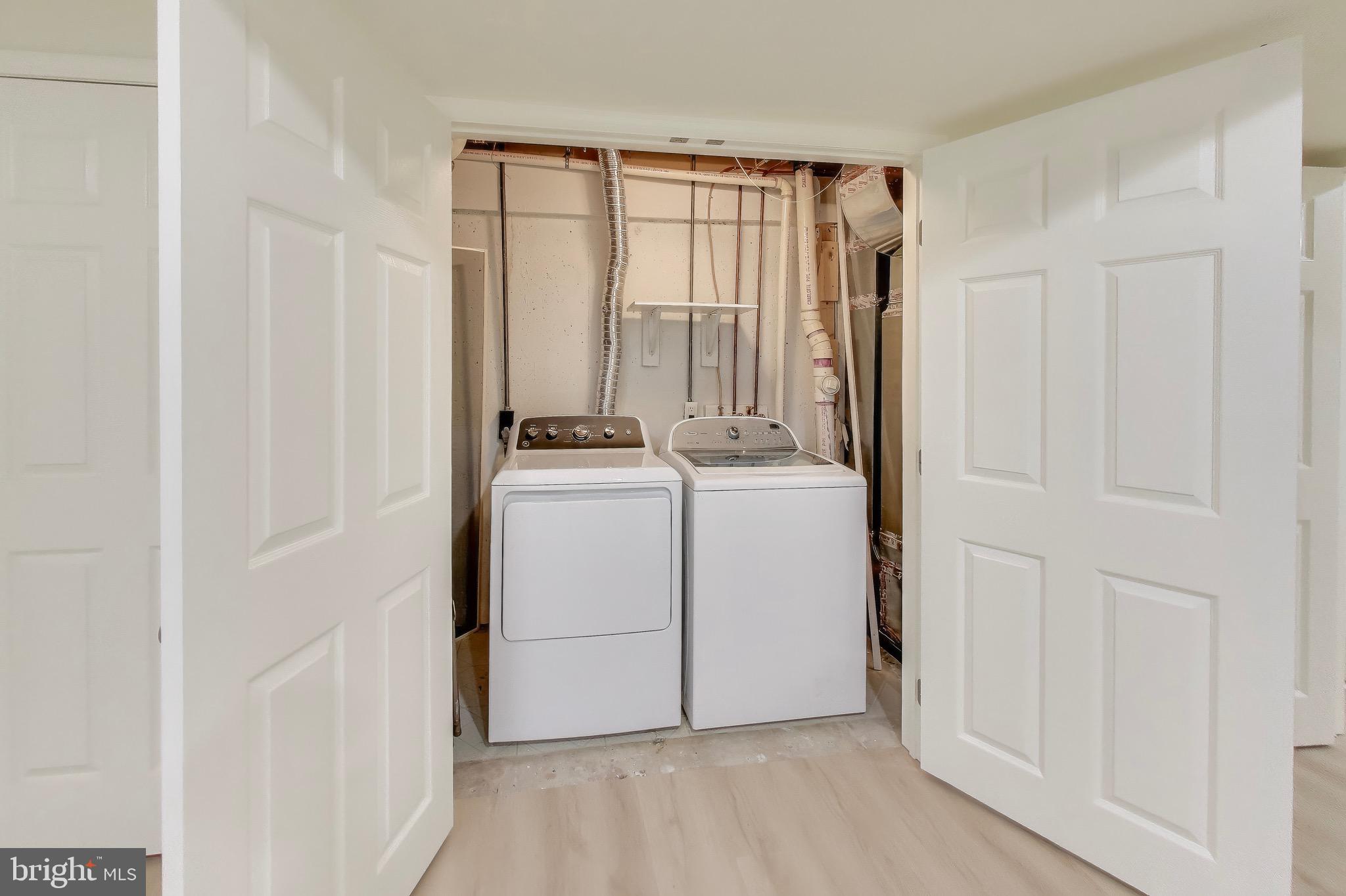 8932 Barrowgate Court Potomac, MD 20854 - Photo 19 of 24