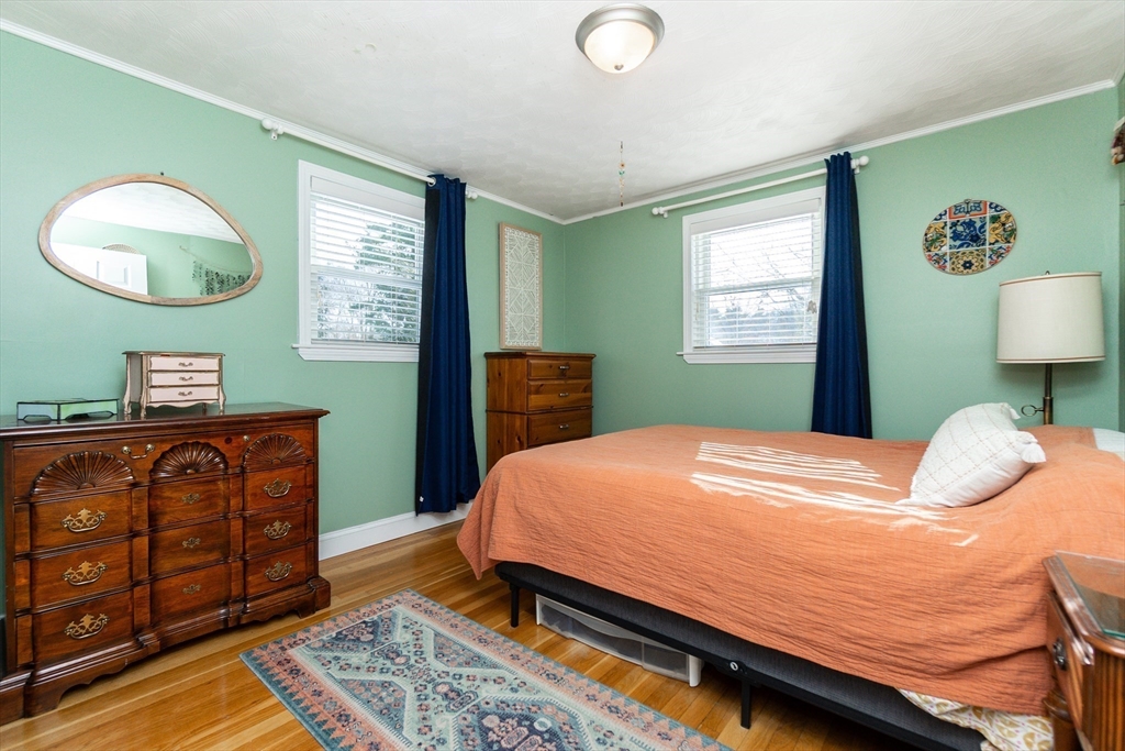 73 Winfield Street Dedham, MA 02026 - Photo 13 of 31