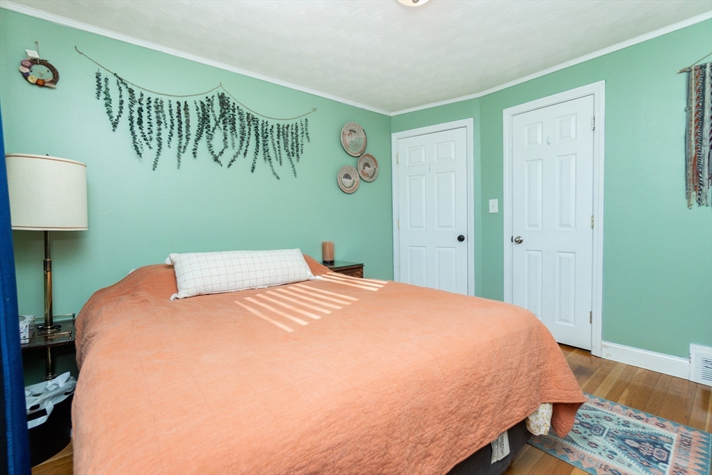 73 Winfield Street Dedham, MA 02026 - Photo 14 of 31