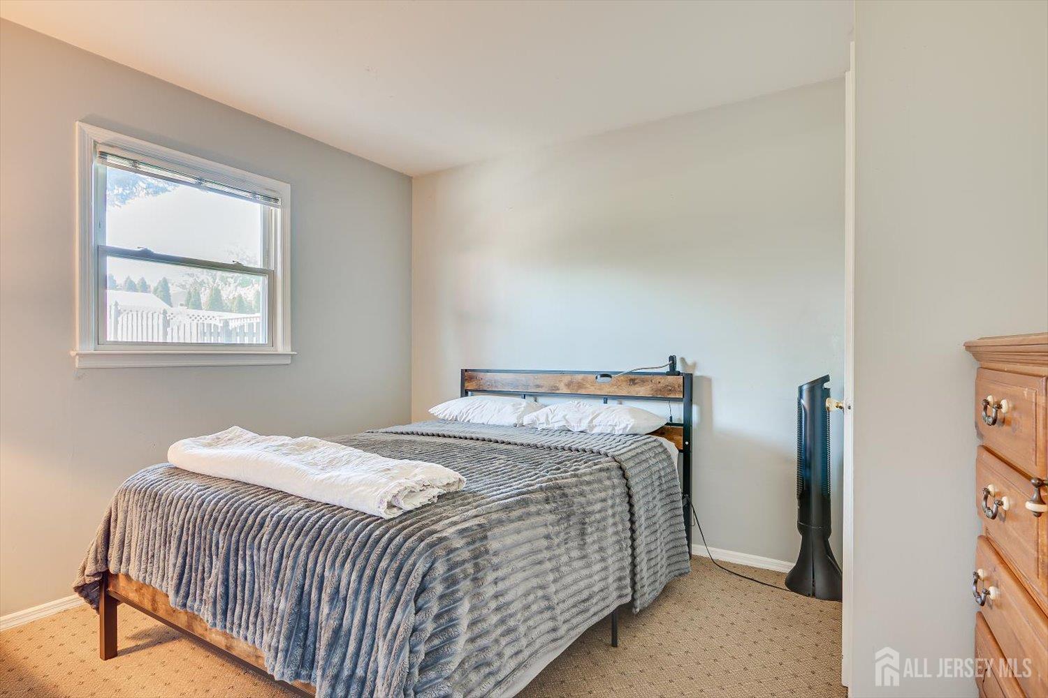 27 Eileen Way Edison, NJ 08837 - Photo 34 of 42