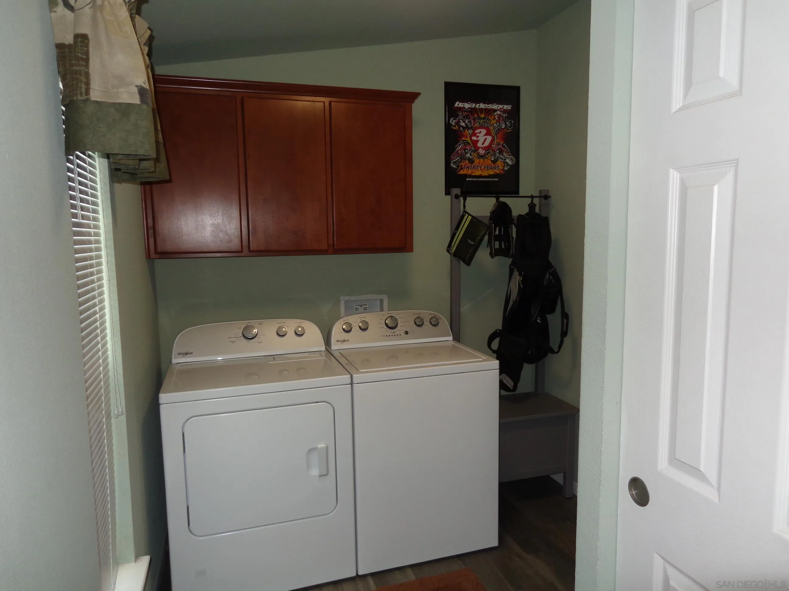 43 Havenview Lane Oceanside, CA 92056 - Photo 24 of 24 a utility room with dryer and washer
