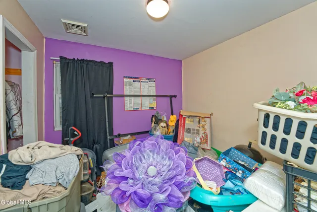 $190,000 | 338 4th Street, Troy, NY 12180