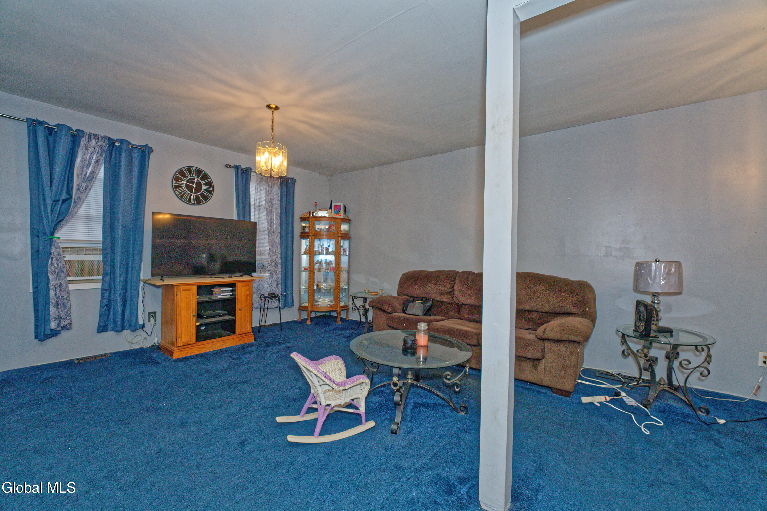 338 4th Street Troy, NY 12180 - Photo 4 of 30 1 Livingroom 1