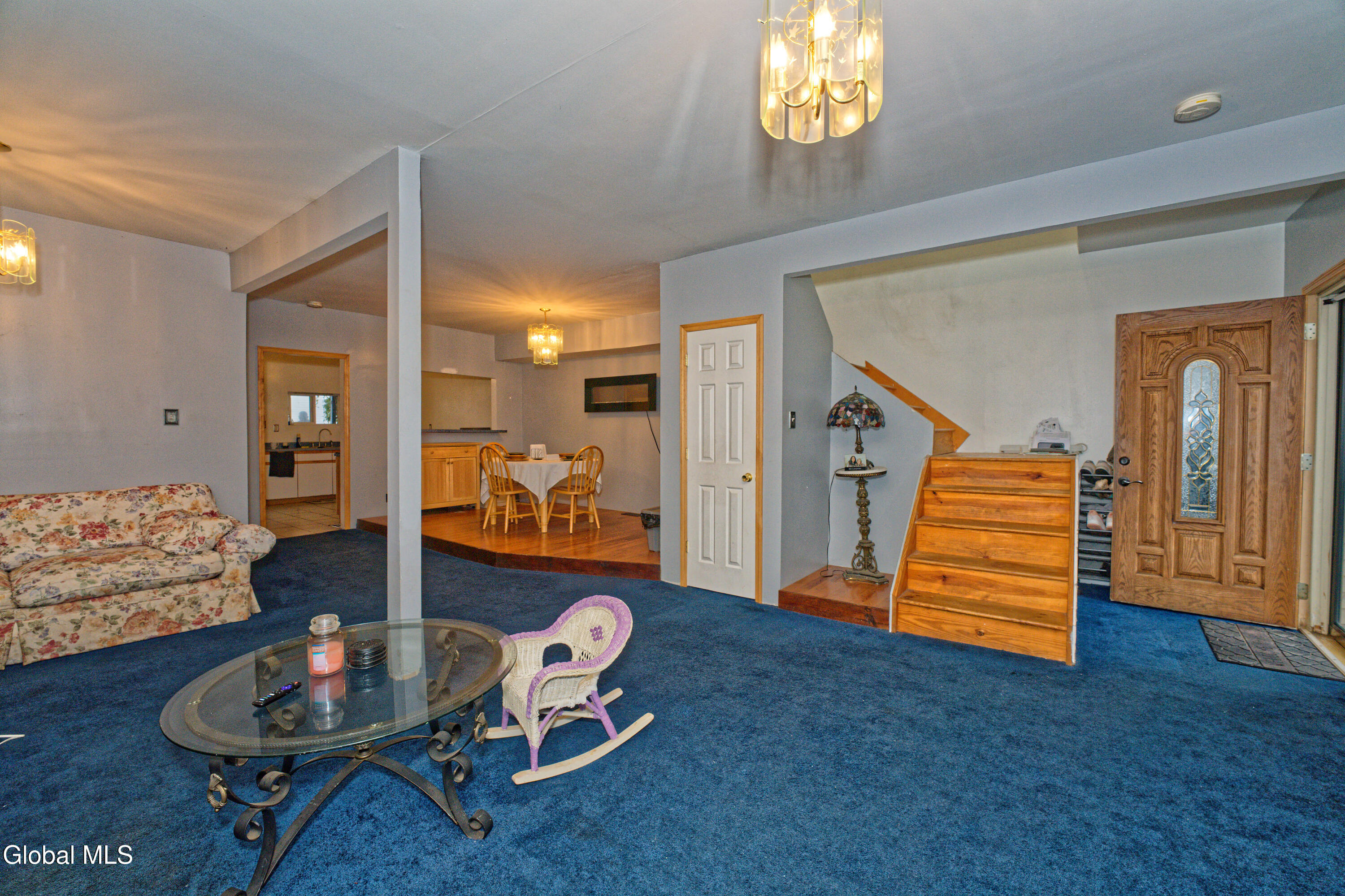 338 4th Street Troy, NY 12180 - Photo 6 of 30 1 Livingroom 3