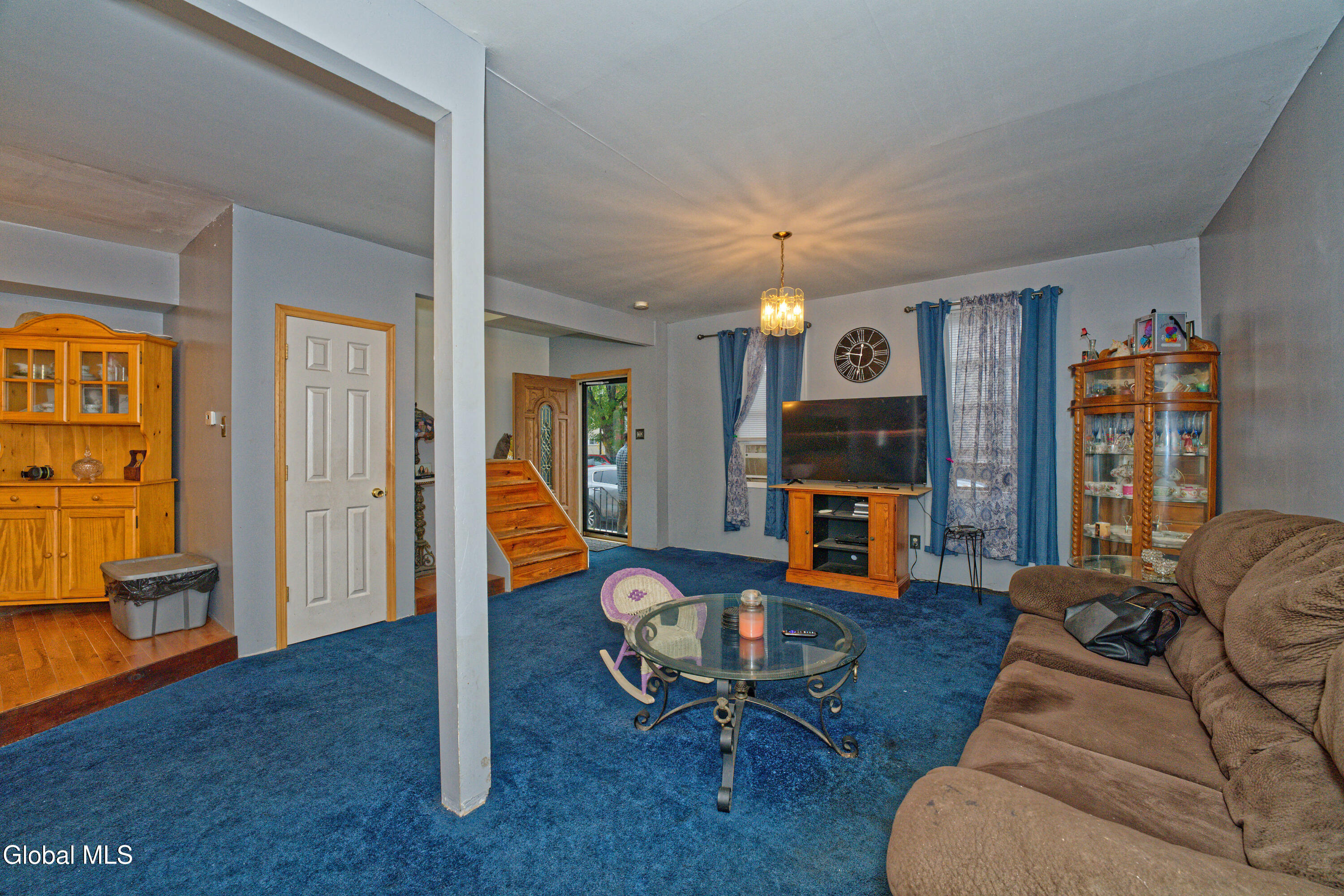 338 4th Street Troy, NY 12180 - Photo 7 of 30 1 Livingroom 4