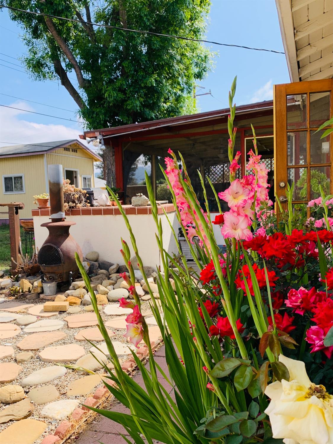 90 Rio Via Oak View, CA 93022 - Photo 32 of 42 a view of outdoor space