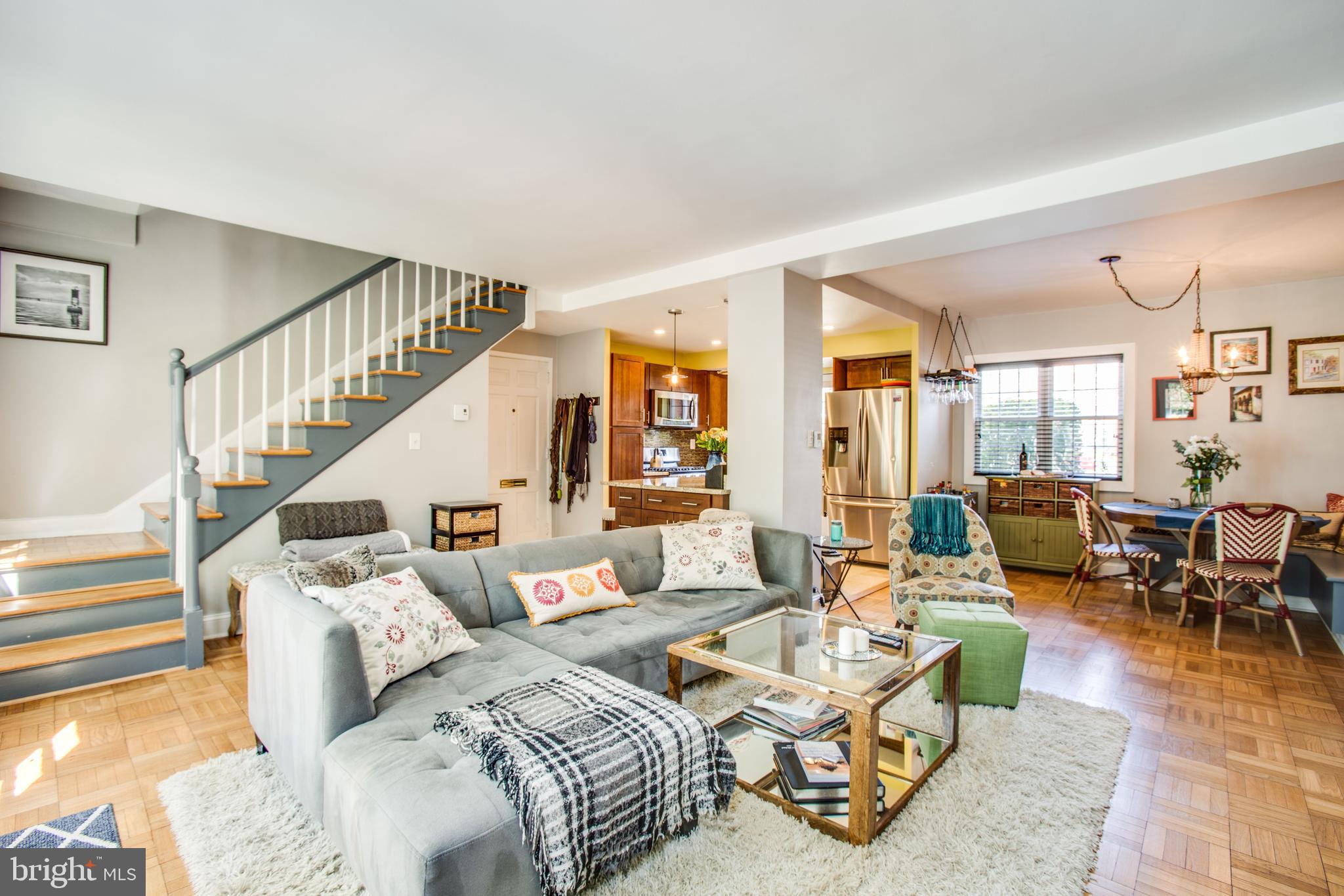 3724 Gunston Road Alexandria, VA 22302 - Photo 5 of 38