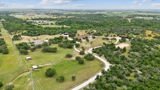 a view of residential houses with outdoor space