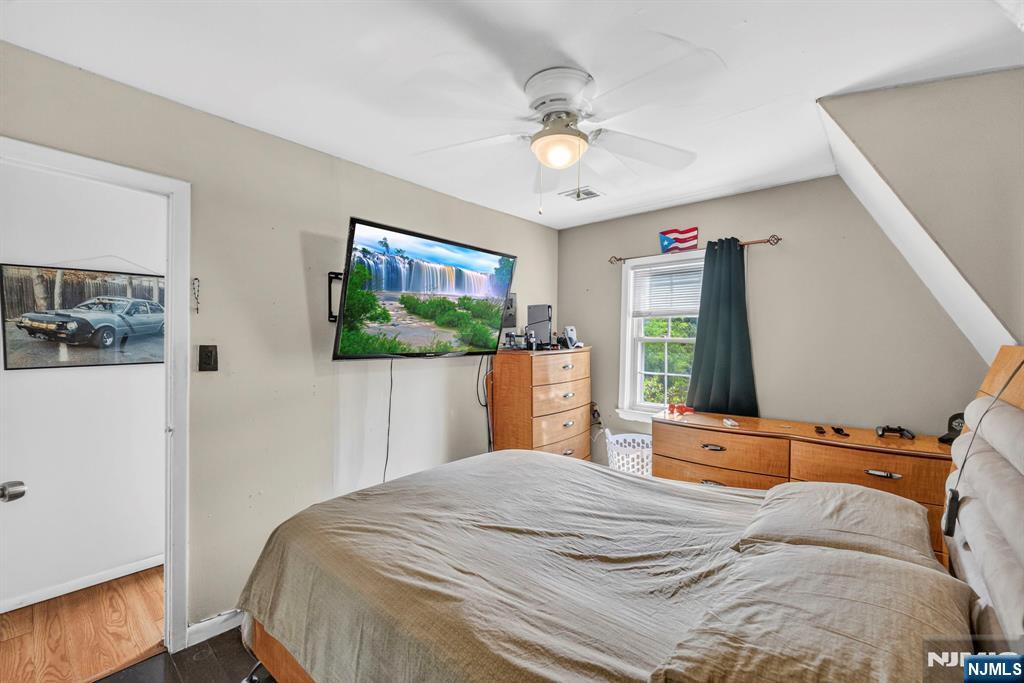 509-511 Ridge Street Newark, NJ 07104 - Photo 27 of 30