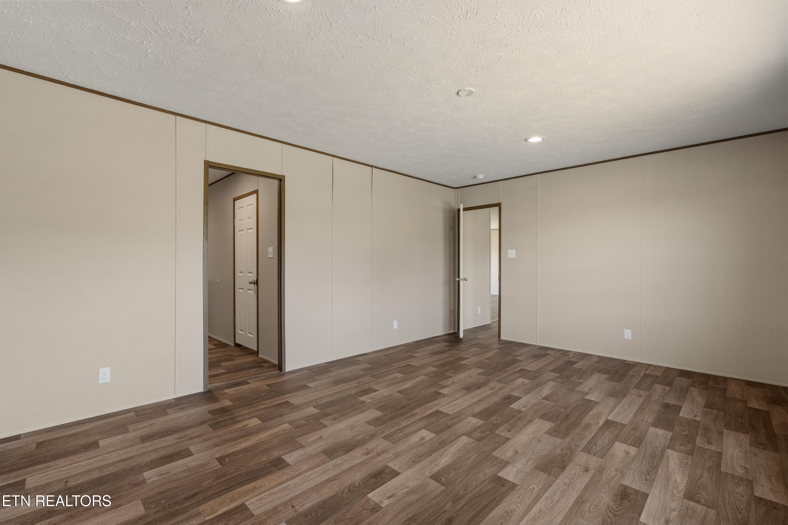 279 Thompson Road Madisonville, TN 37354 - Photo 13 of 24 DSC08362
