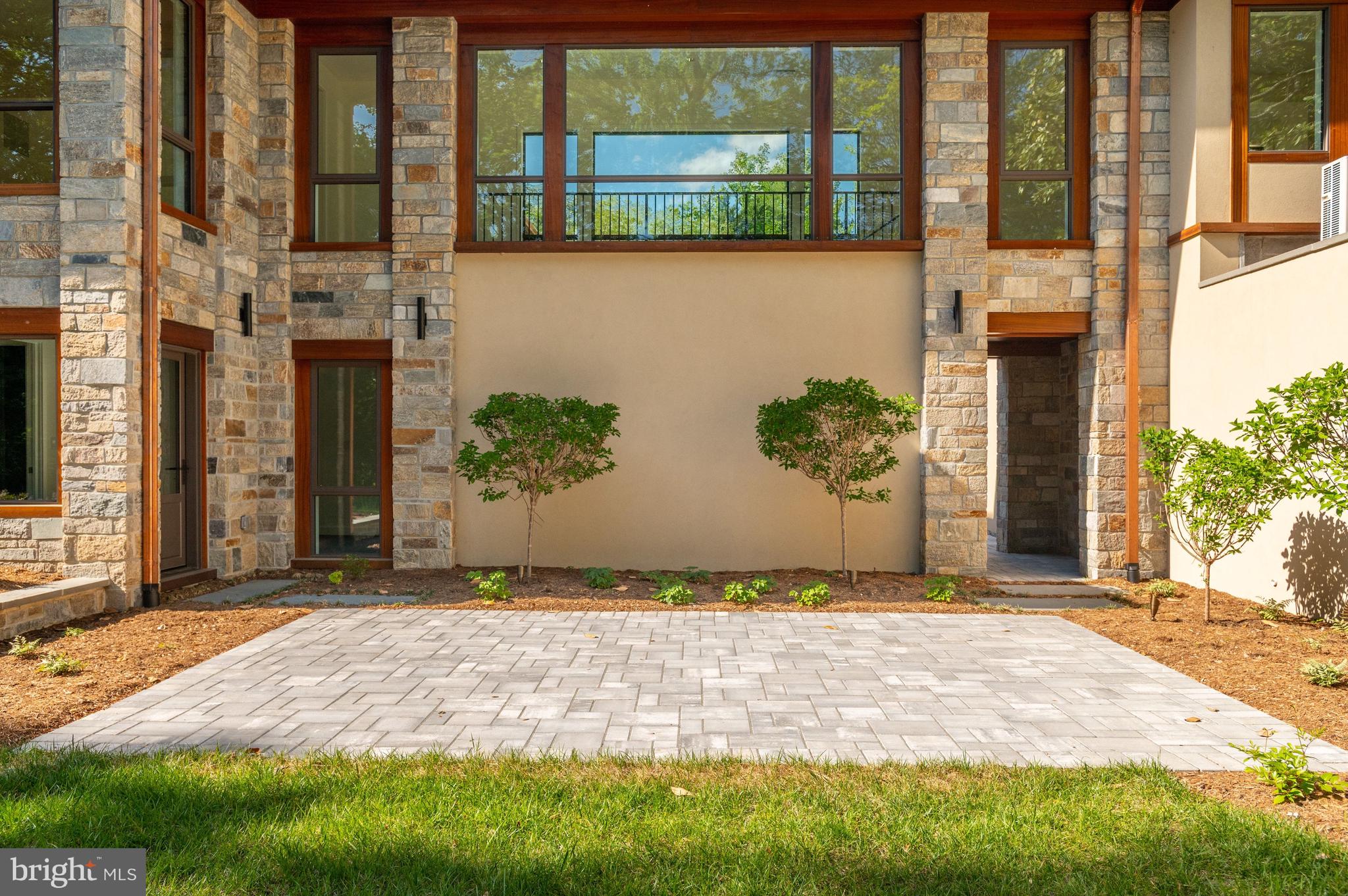 2920 Albemarle Street Northwest Washington, DC 20008 - Photo 46 of 49 Rear Patio