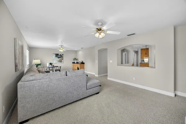 $789,900 | 5216 Wyndham Oak Lane, Carmichael, CA 95608
