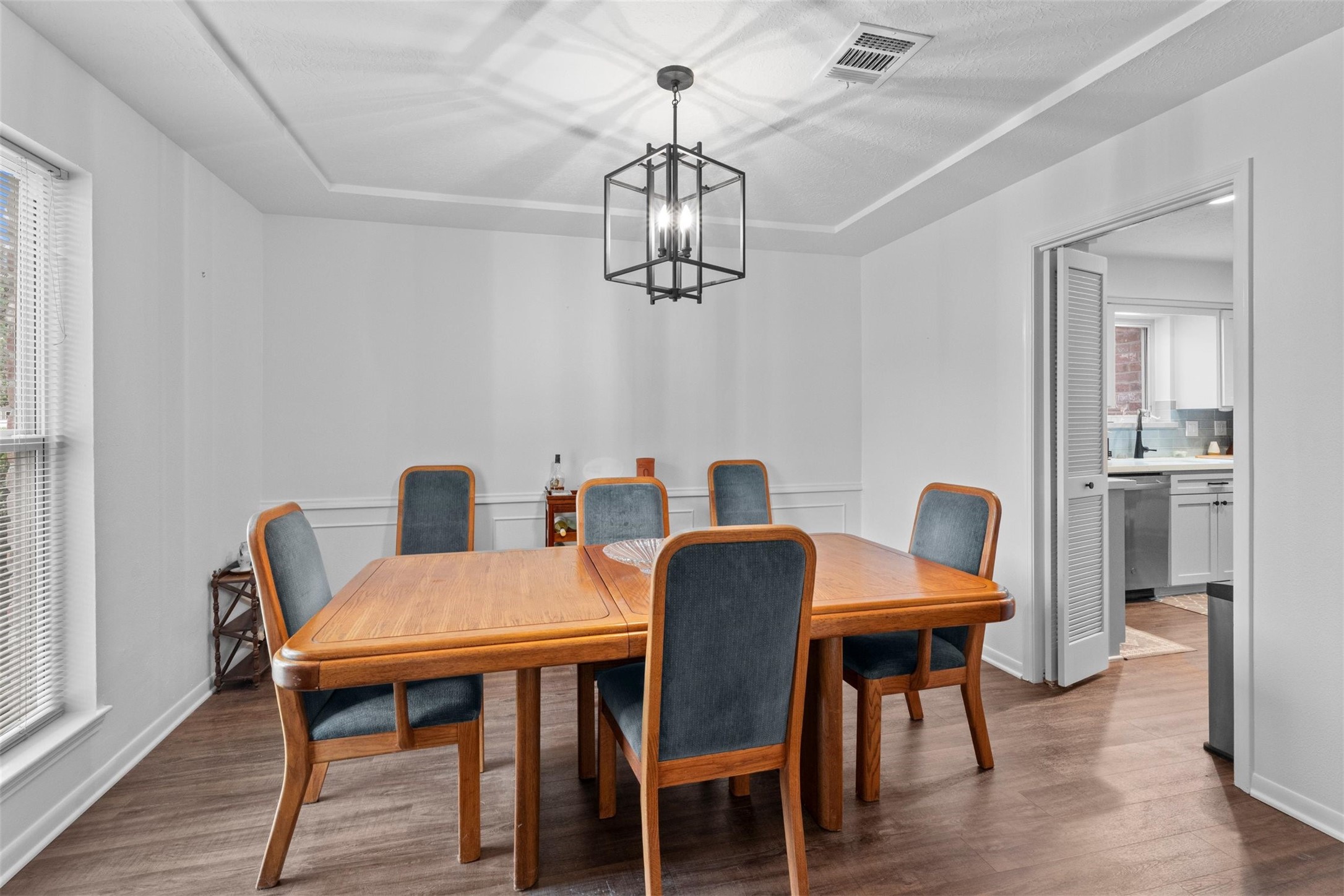 3826 Shipman Lane Spring, TX 77388 - Photo 6 of 43 Large formal dining room