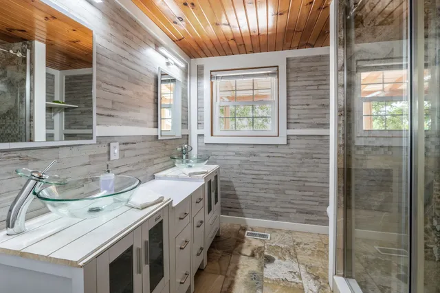 $1,290,000 | 5533 Old Sams Creek Road, Pegram, TN 37143