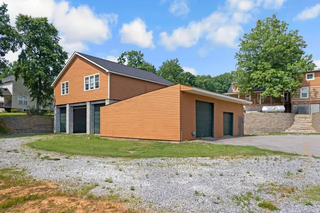 $1,290,000 | 5533 Old Sams Creek Road, Pegram, TN 37143