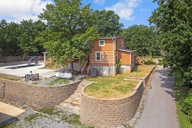 $1,290,000 | 5533 Old Sams Creek Road, Pegram, TN 37143