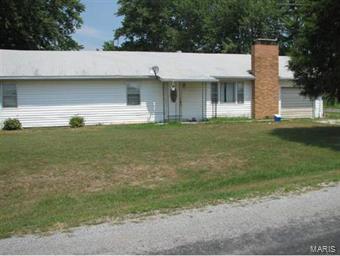4157 Clematis Road Pinckneyville, IL 62274 - Photo 1 of 1