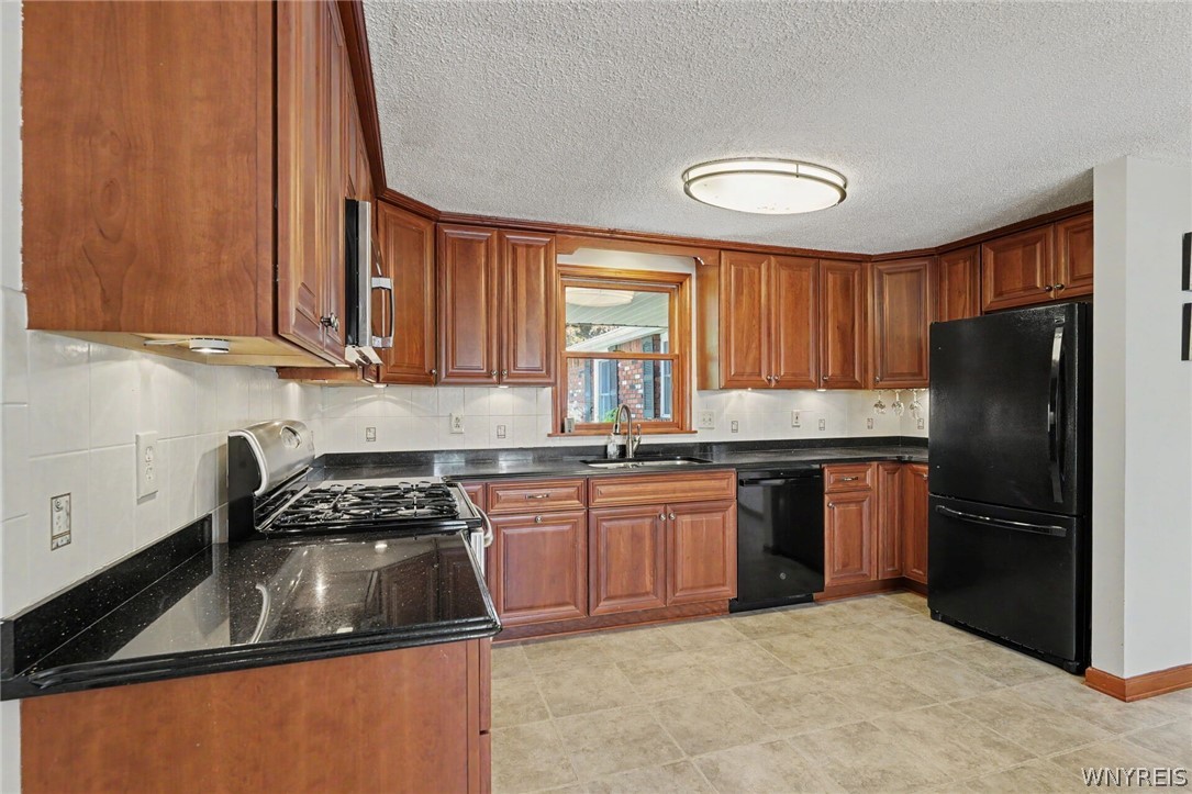 13075 Steiner Road Newstead, NY 14001 - Photo 15 of 35