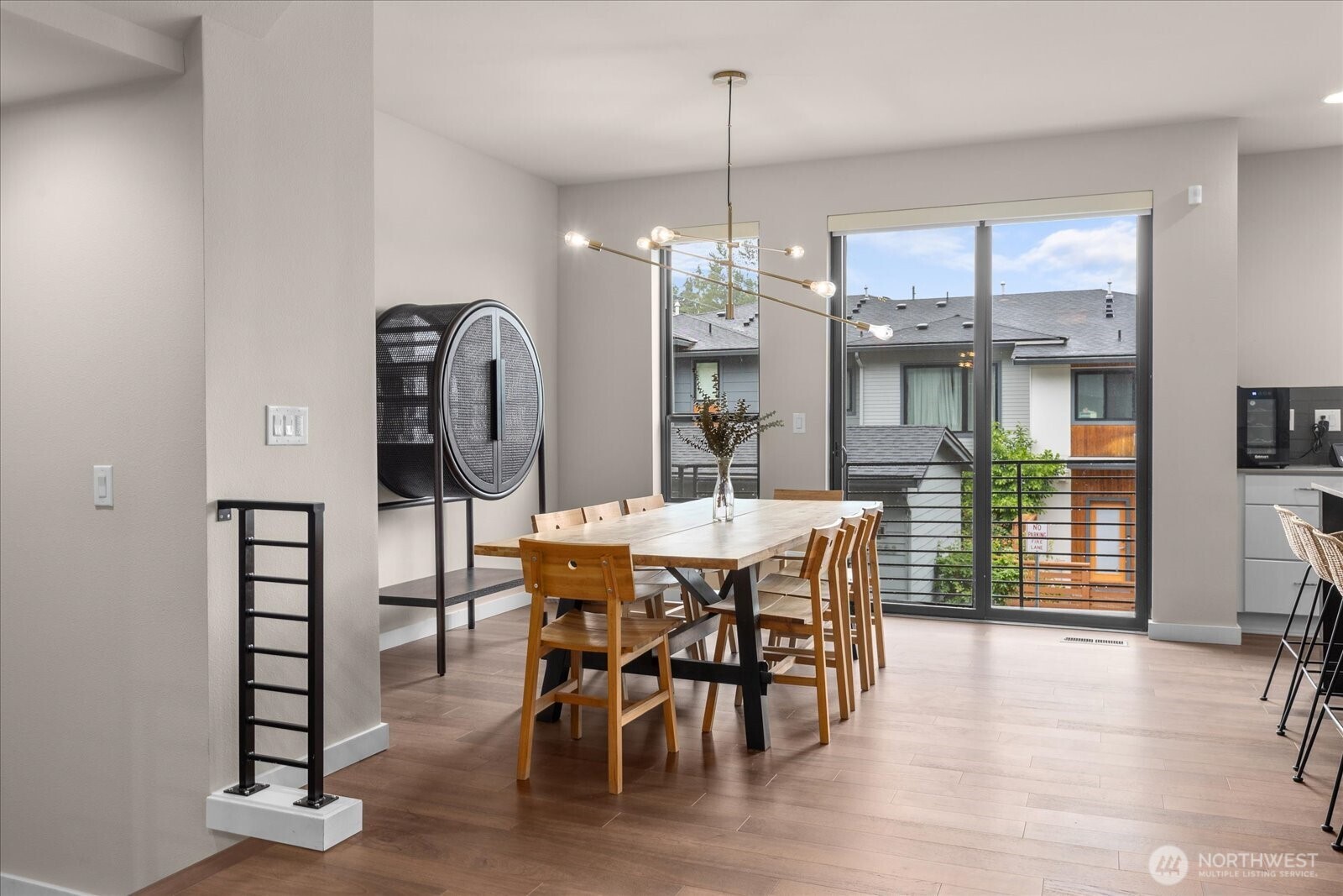 12873 Southeast 75th Road Newcastle, WA 98056 - Photo 11 of 38