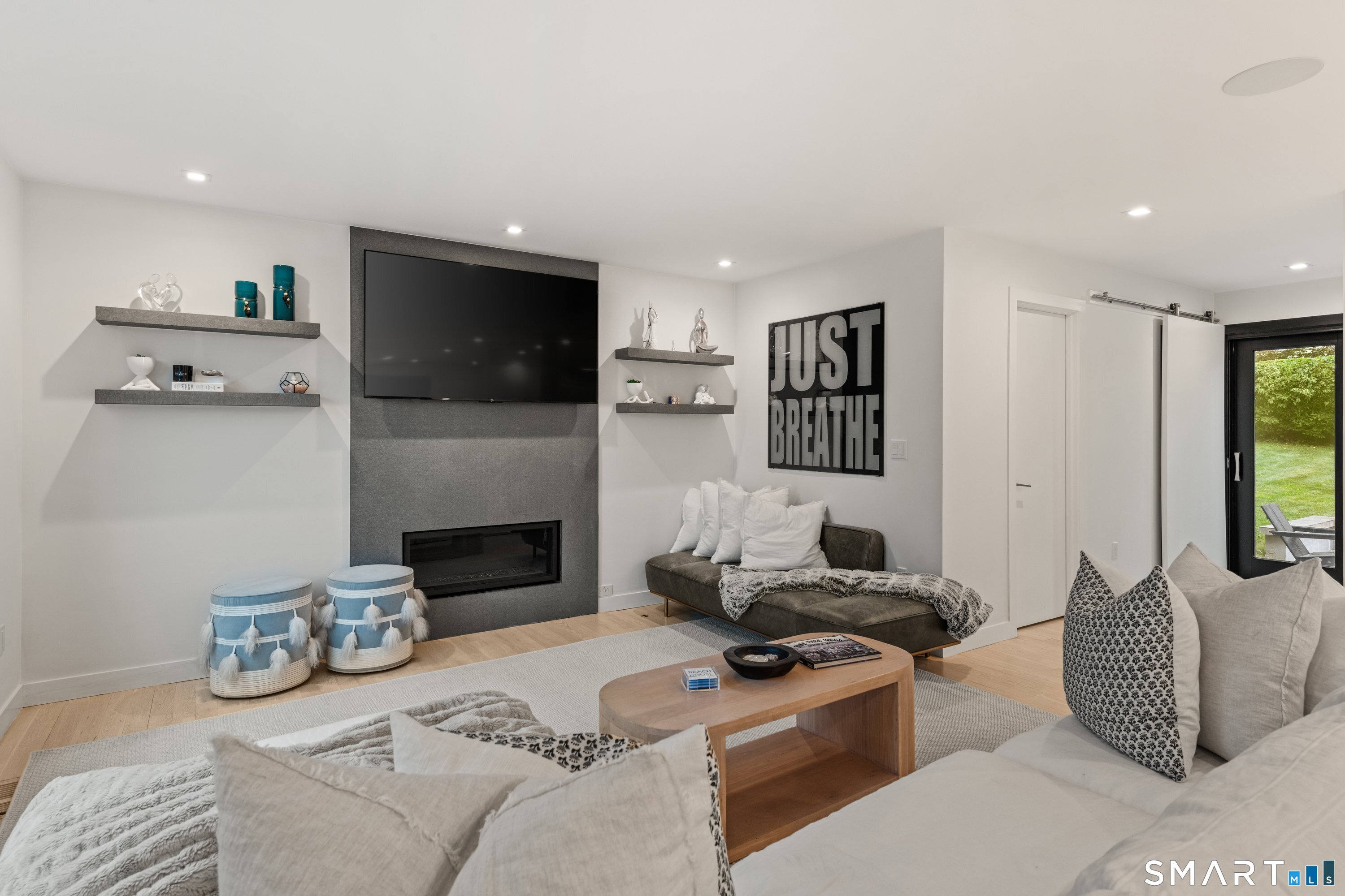 200 Hillspoint Road Westport, CT 06880 - Photo 10 of 36 Gallery Image 10