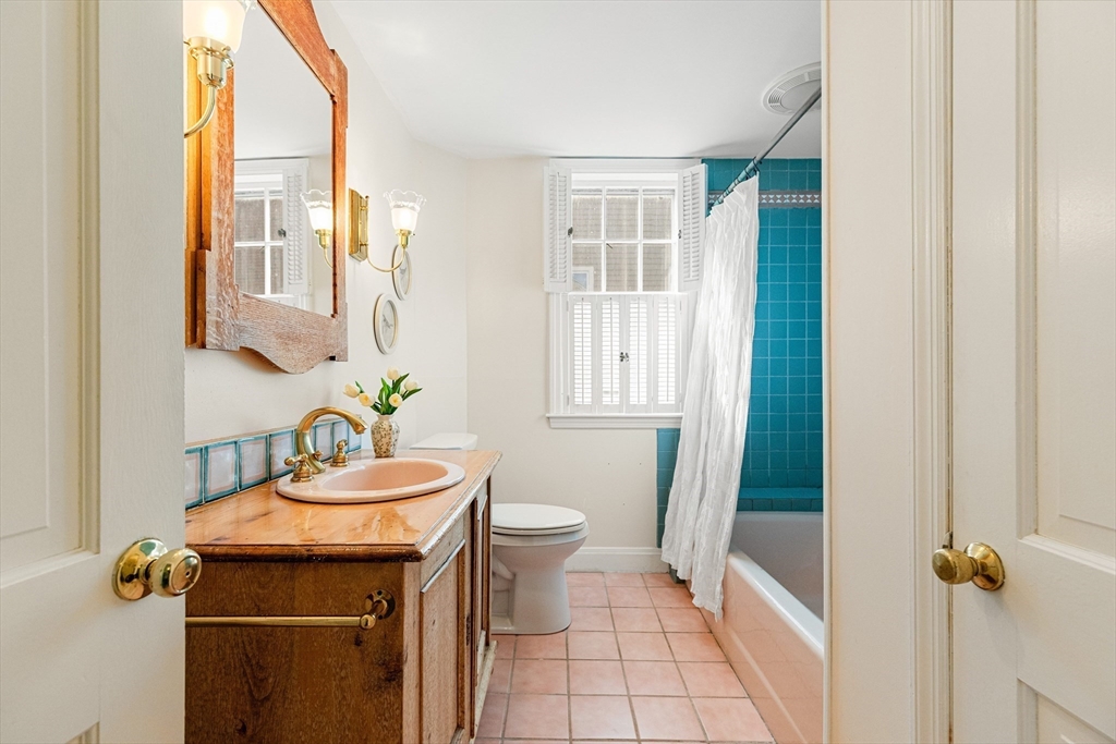 16 Preston Beach Road Marblehead, MA 01945 - Photo 23 of 35