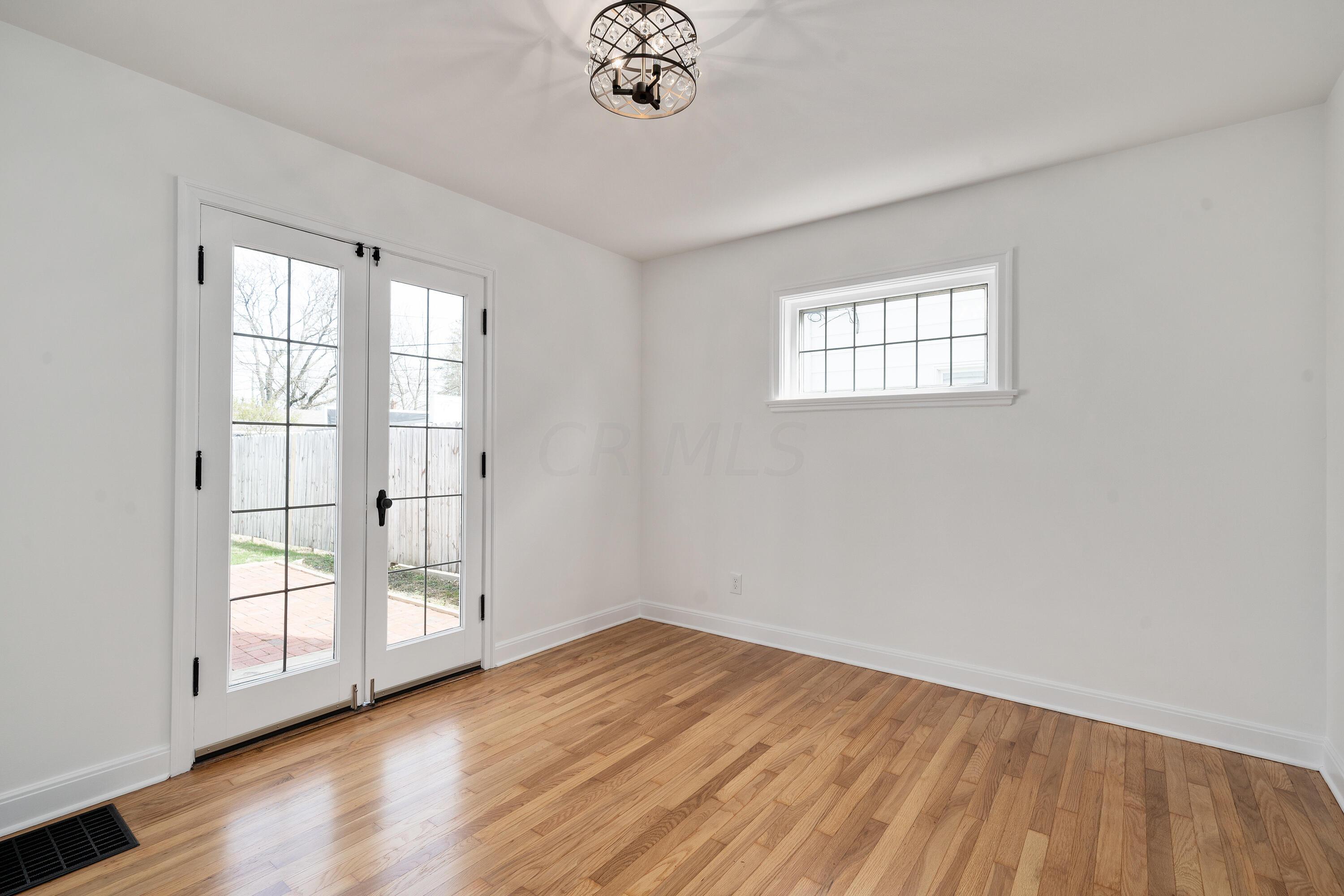 484 Crestview Road Columbus, OH 43202 - Photo 12 of 60 Gallery Image 12
