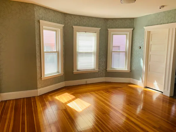 $3,100 | 111 Judson Street, Unit 1, Malden, MA 02148