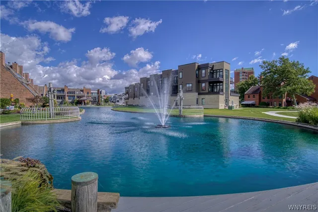 $949,000 | 260 Lakefront Boulevard, Buffalo, NY 14202