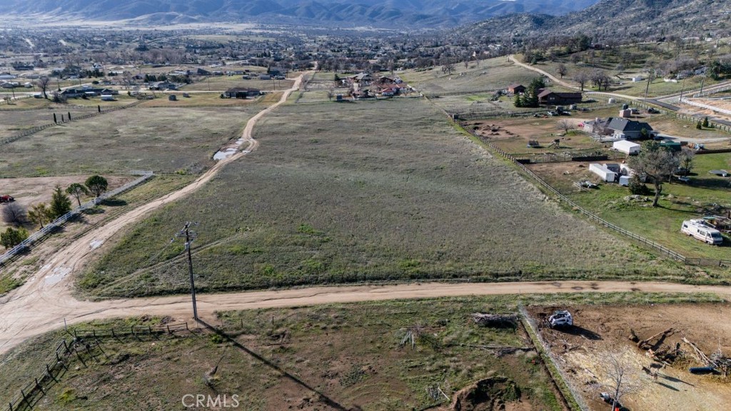 0 Mariposa Avenue Tehachapi, CA 93561 - Photo 8 of 10 a view of a dry yard