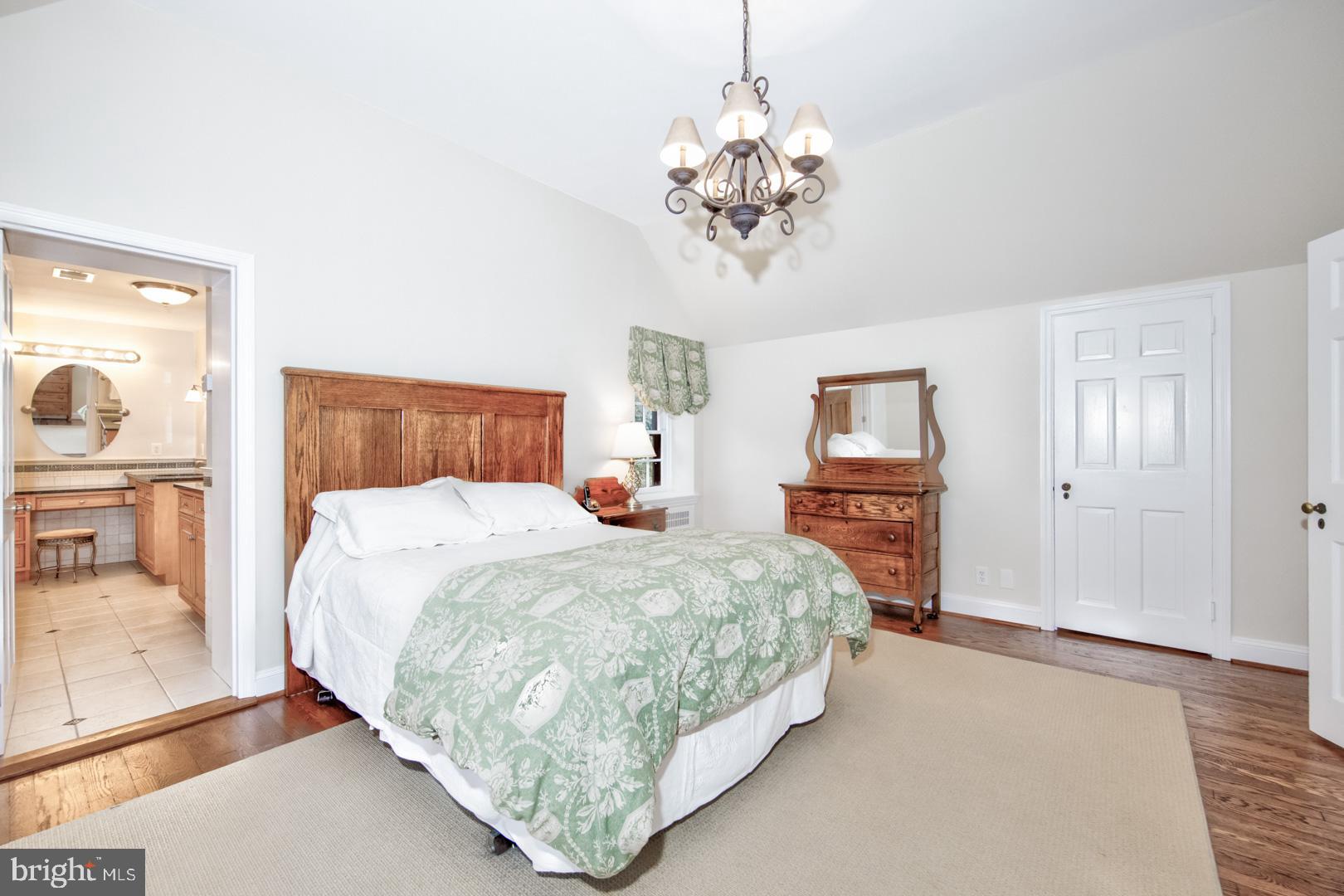 626 Glenmary Road Wayne, PA 19087 - Photo 16 of 42 Master Bedroom