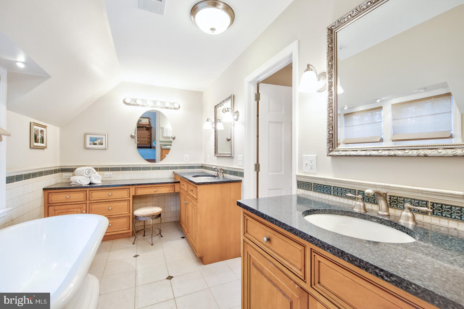 626 Glenmary Road Wayne, PA 19087 - Photo 18 of 42 Master Bath