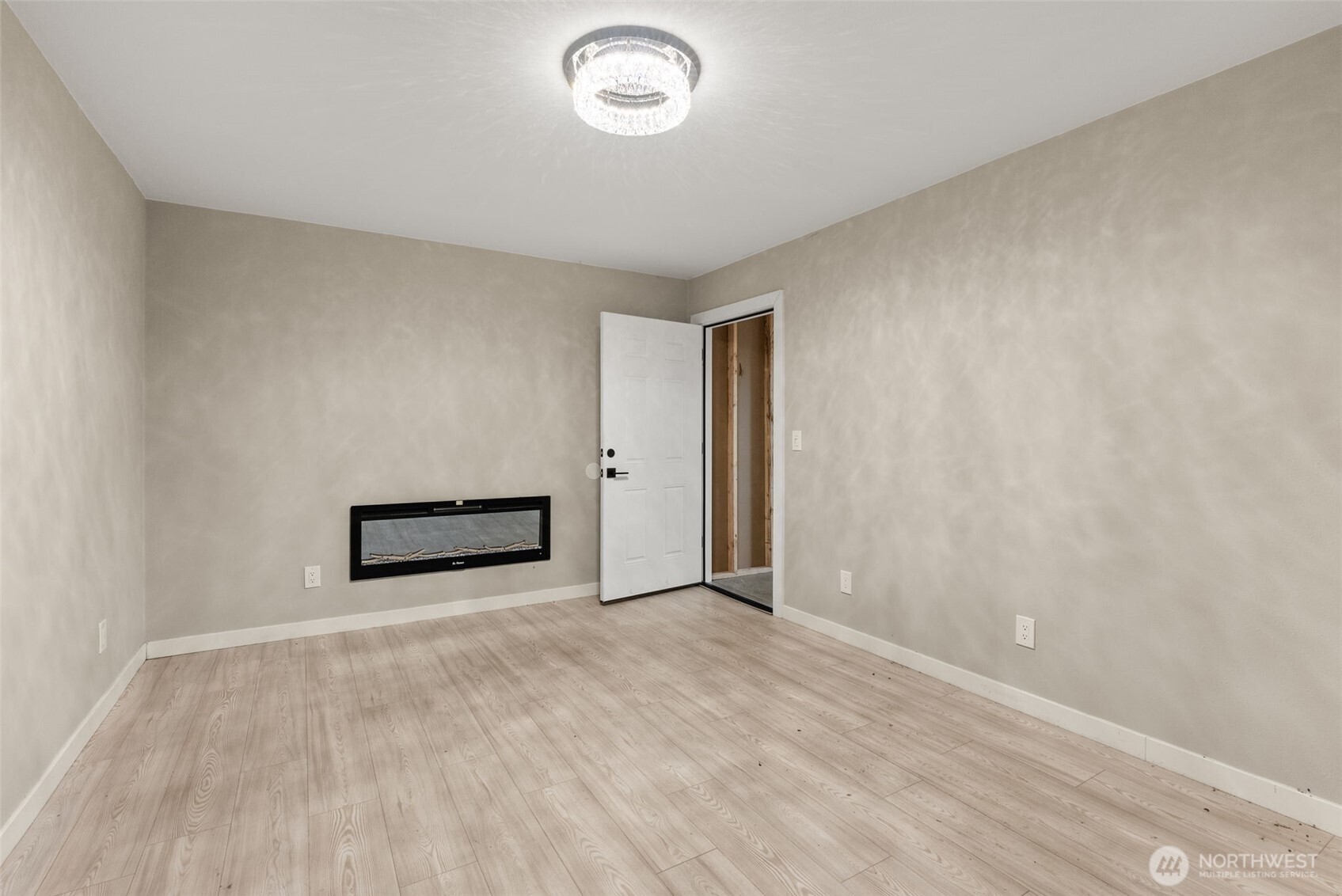 269 Elk Creek Road Raymond, WA 98577 - Photo 36 of 38 a view of an empty room with a window