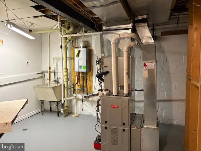 $3,350 | 11113 Schuylkill Road, Rockville, MD 20852