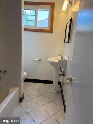 $3,350 | 11113 Schuylkill Road, Rockville, MD 20852