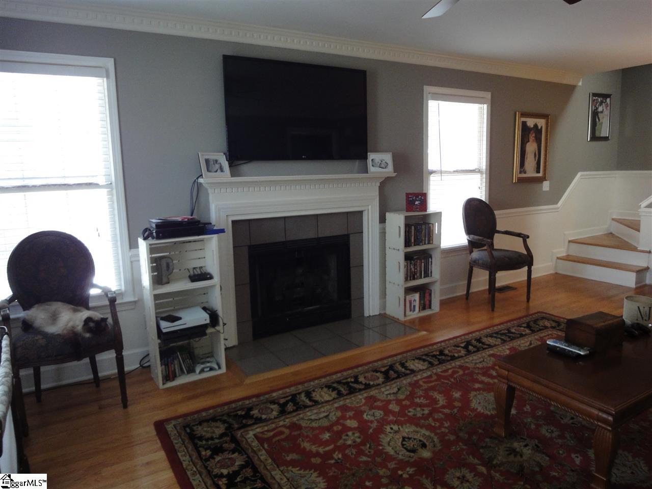 513 West Faris Road Greenville, SC 29605 - Photo 2 of 24 Gallery Image 2