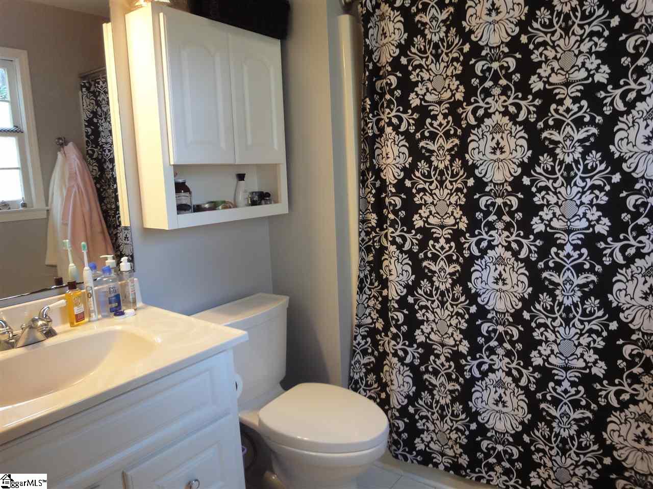 513 West Faris Road Greenville, SC 29605 - Photo 13 of 24 Gallery Image 13
