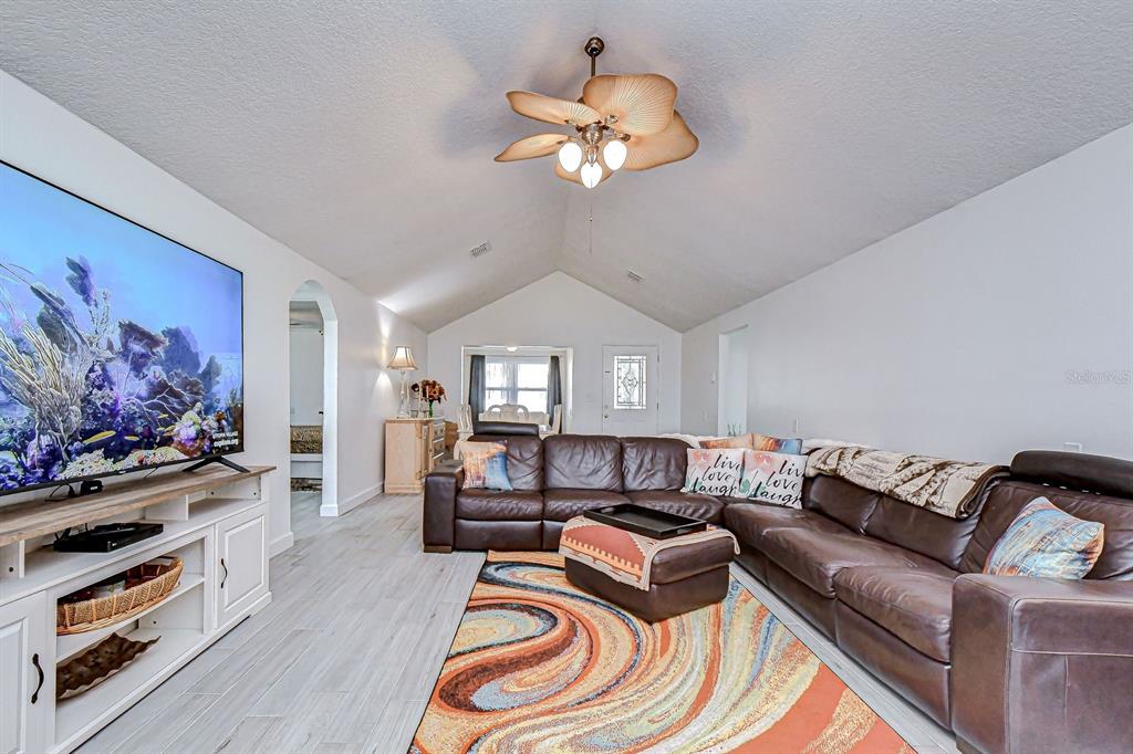 7051 Morningstar Lane New Port Richey, FL 34652 - Photo 5 of 37