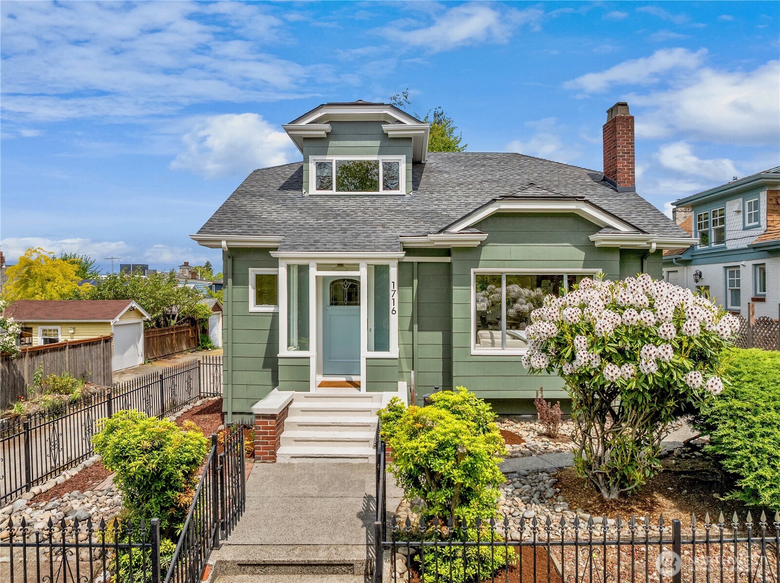 1716 North 43rd Street Seattle, WA 98103 - Photo 1 of 38 Gallery Image 1