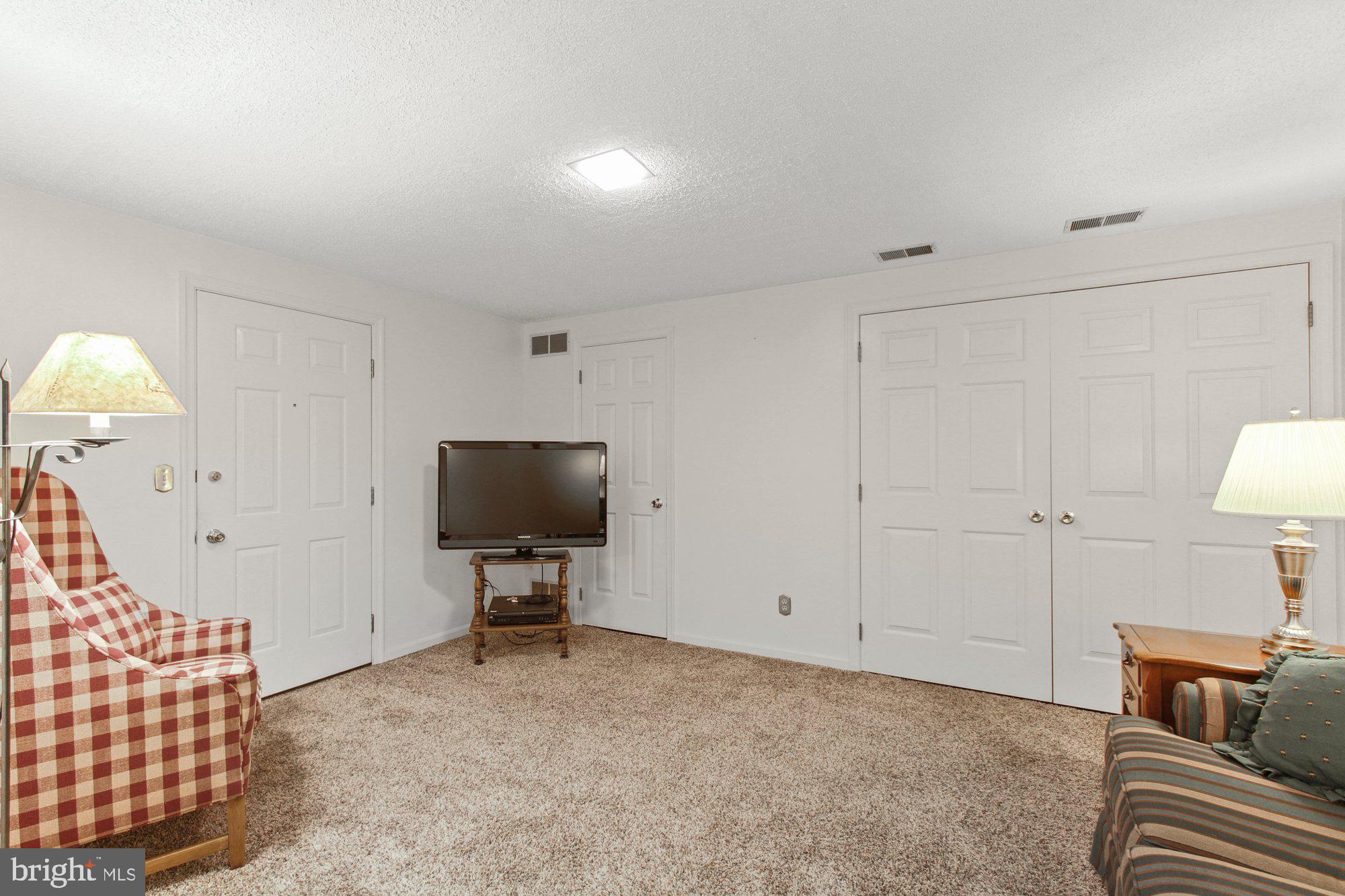 1207 Chambers Ridge York, PA 17402 - Photo 22 of 27 Gallery Image 22