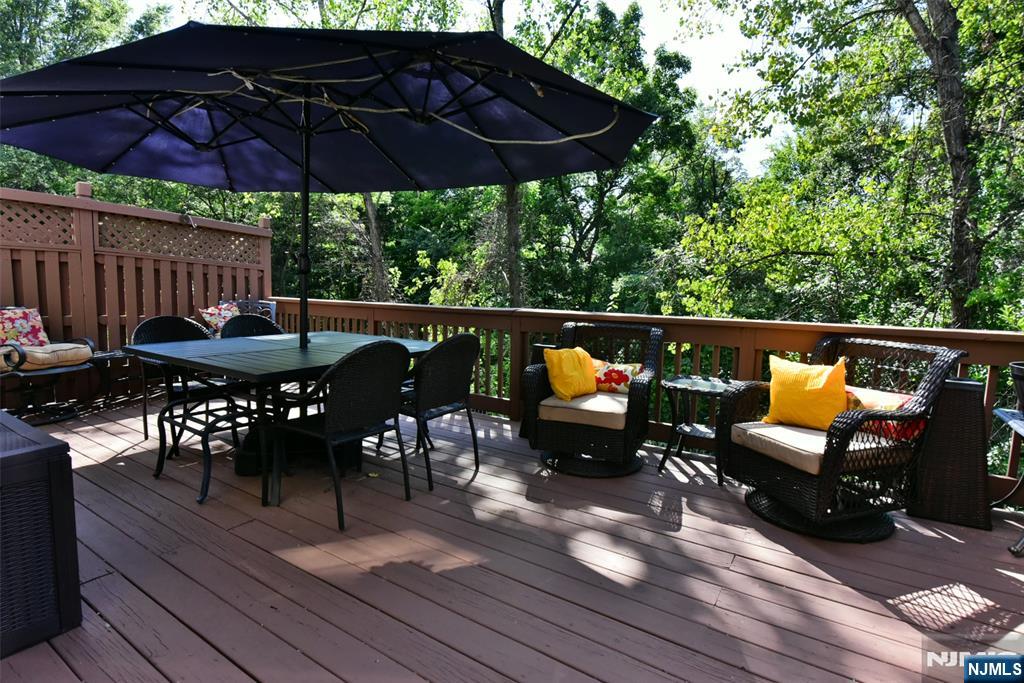 397 Green Mountain Road Mahwah, NJ 07430 - Photo 16 of 40 Gallery Image 16